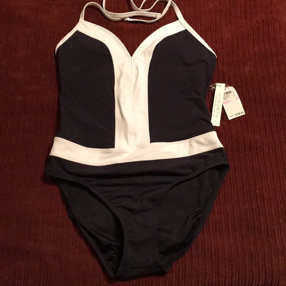 NWT black & white 1pc swimsuit sz-6 by Bleu